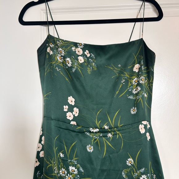 Reformation Dresses & Skirts - Reformation Green Floral Maxi Dress Size 4